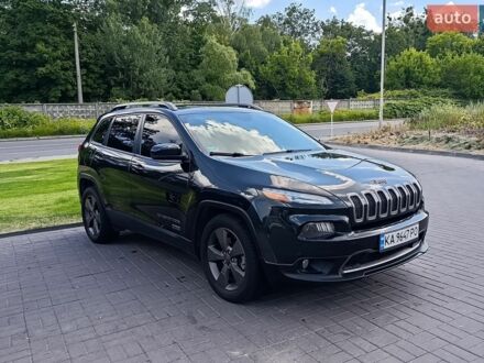 Чорний Джип Cherokee, об'ємом двигуна 2.36 л та пробігом 164 тис. км за 13950 $, фото 1 на Automoto.ua