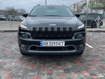 Чорний Джип Cherokee, об'ємом двигуна 2.36 л та пробігом 132 тис. км за 15000 $, фото 1 на Automoto.ua
