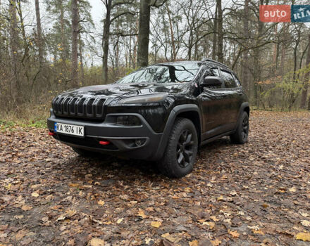 Черный Джип Чероки, объемом двигателя 3.2 л и пробегом 145 тыс. км за 15500 $, фото 1 на Automoto.ua