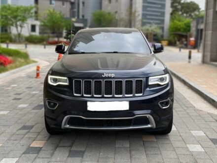Чорний Джип Cherokee, об'ємом двигуна 3 л та пробігом 155 тис. км за 19700 $, фото 1 на Automoto.ua