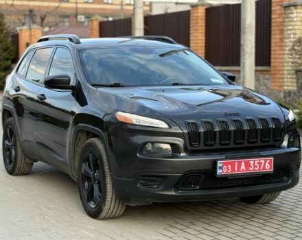 Черный Джип Чероки, объемом двигателя 2.4 л и пробегом 233 тыс. км за 12500 $, фото 1 на Automoto.ua