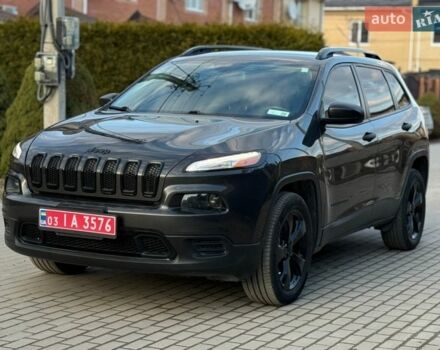 Черный Джип Чероки, объемом двигателя 2.4 л и пробегом 234 тыс. км за 12500 $, фото 1 на Automoto.ua