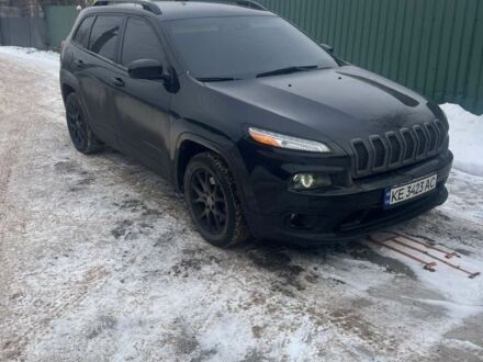 Черный Джип Чероки, объемом двигателя 2.4 л и пробегом 150 тыс. км за 12600 $, фото 1 на Automoto.ua