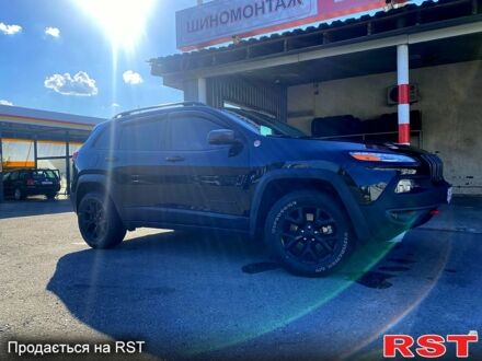 Черный Джип Чероки, объемом двигателя 3.2 л и пробегом 92 тыс. км за 20500 $, фото 1 на Automoto.ua