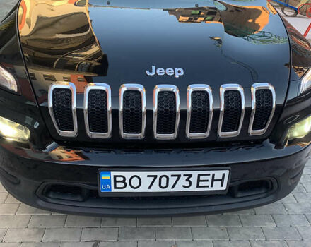 Черный Джип Чероки, объемом двигателя 2.36 л и пробегом 220 тыс. км за 12500 $, фото 1 на Automoto.ua