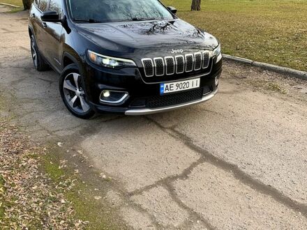 Чорний Джип Cherokee, об'ємом двигуна 2.4 л та пробігом 140 тис. км за 17900 $, фото 1 на Automoto.ua