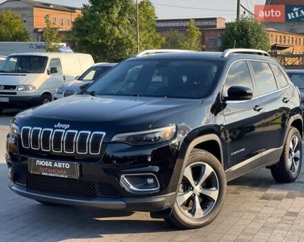 Черный Джип Чероки, объемом двигателя 3.2 л и пробегом 133 тыс. км за 17999 $, фото 1 на Automoto.ua