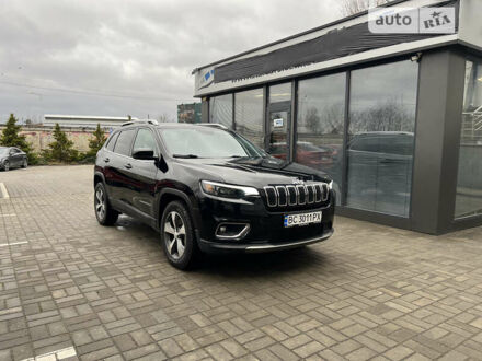 Чорний Джип Cherokee, об'ємом двигуна 2 л та пробігом 77 тис. км за 23500 $, фото 1 на Automoto.ua