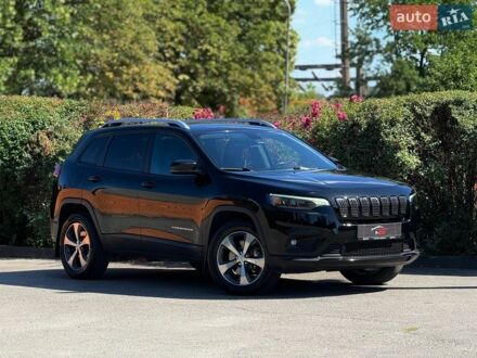 Чорний Джип Cherokee, об'ємом двигуна 3.2 л та пробігом 73 тис. км за 19300 $, фото 1 на Automoto.ua