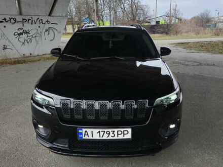 Джип Cherokee 2018 у Києві на Automoto.ua Чорний Джип Cherokee, об'ємом двигуна 2.36 л та пробігом 170 тис. км за 16900 $, фото 1 на Automoto.ua