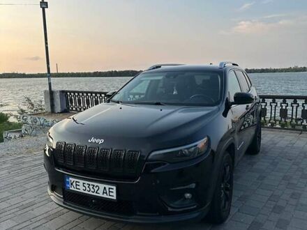Джип Чероки 2018 в Днепре (Днепропетровске) на Automoto.ua Черный Джип Чероки, объемом двигателя 2.36 л и пробегом 158 тыс. км за 16800 $, фото 1 на Automoto.ua