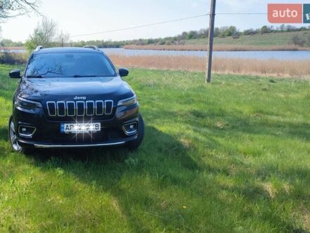Чорний Джип Cherokee, об'ємом двигуна 3.24 л та пробігом 117 тис. км за 16000 $, фото 1 на Automoto.ua