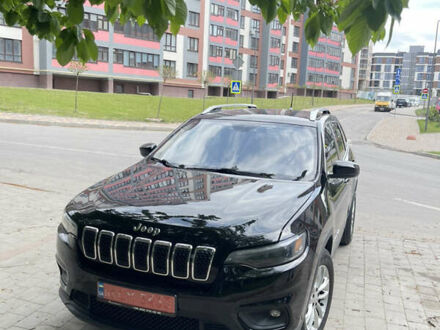 Джип Cherokee 2018 у Тернополі на Automoto.ua Чорний Джип Cherokee, об'ємом двигуна 2.4 л та пробігом 158 тис. км за 14700 $, фото 1 на Automoto.ua