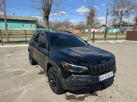 Чорний Джип Cherokee, об'ємом двигуна 3.2 л та пробігом 120 тис. км за 19000 $, фото 1 на Automoto.ua
