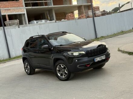 Джип Чероки 2019 в Львове на Automoto.ua Черный Джип Чероки, объемом двигателя 3.2 л и пробегом 100 тыс. км за 20000 $, фото 1 на Automoto.ua