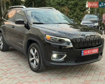 Чорний Джип Cherokee, об'ємом двигуна 3.2 л та пробігом 111 тис. км за 16700 $, фото 1 на Automoto.ua