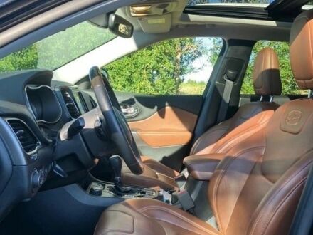 Черный Джип Чероки, объемом двигателя 2.4 л и пробегом 70 тыс. км за 9800 $, фото 1 на Automoto.ua