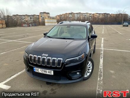 Джип Cherokee 2019 у Кривому Розі на Automoto.ua Чорний Джип Cherokee, об'ємом двигуна 24 л та пробігом 157 тис. км за 14500 $, фото 1 на Automoto.ua