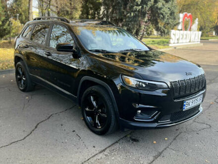 Черный Джип Чероки, объемом двигателя 2.36 л и пробегом 152 тыс. км за 15150 $, фото 1 на Automoto.ua