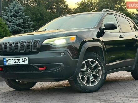 Чорний Джип Cherokee, об'ємом двигуна 3.24 л та пробігом 128 тис. км за 18999 $, фото 1 на Automoto.ua