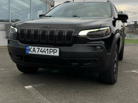 Чорний Джип Cherokee, об'ємом двигуна 3.24 л та пробігом 179 тис. км за 17500 $, фото 1 на Automoto.ua