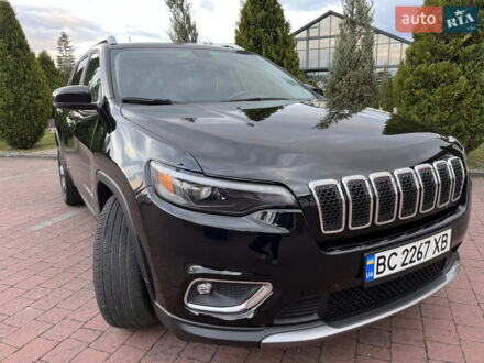 Чорний Джип Cherokee, об'ємом двигуна 2.36 л та пробігом 36 тис. км за 15799 $, фото 1 на Automoto.ua
