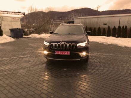 Черный Джип Чероки, объемом двигателя 2.4 л и пробегом 94 тыс. км за 15000 $, фото 1 на Automoto.ua