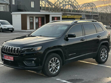 Черный Джип Чероки, объемом двигателя 3.24 л и пробегом 122 тыс. км за 18300 $, фото 1 на Automoto.ua