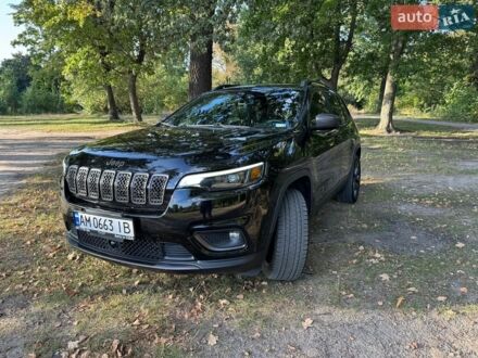 Чорний Джип Cherokee, об'ємом двигуна 3.24 л та пробігом 61 тис. км за 19200 $, фото 1 на Automoto.ua
