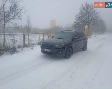 Черный Джип Чероки, объемом двигателя 2.36 л и пробегом 170 тыс. км за 16100 $, фото 1 на Automoto.ua