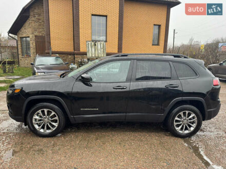 Черный Джип Чероки, объемом двигателя 2 л и пробегом 43 тыс. км за 19999 $, фото 1 на Automoto.ua