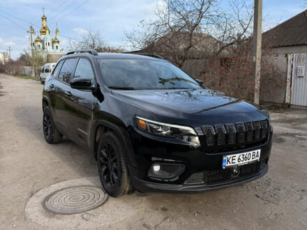 Чорний Джип Cherokee, об'ємом двигуна 3.24 л та пробігом 95 тис. км за 20500 $, фото 1 на Automoto.ua