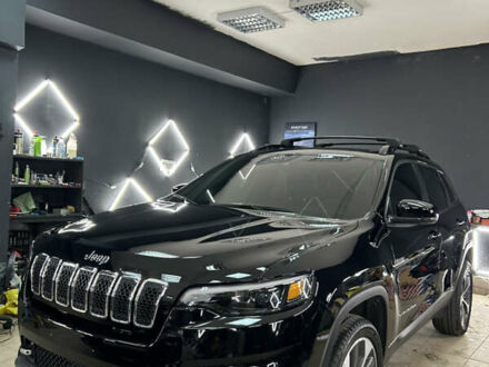 Джип Cherokee 2022 у Києві на Automoto.ua Чорний Джип Cherokee, об'ємом двигуна 3.24 л та пробігом 12 тис. км за 25500 $, фото 1 на Automoto.ua