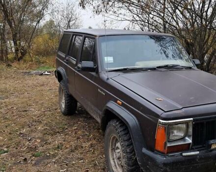 Коричневий Джип Cherokee, об'ємом двигуна 2.1 л та пробігом 382 тис. км за 4800 $, фото 3 на Automoto.ua