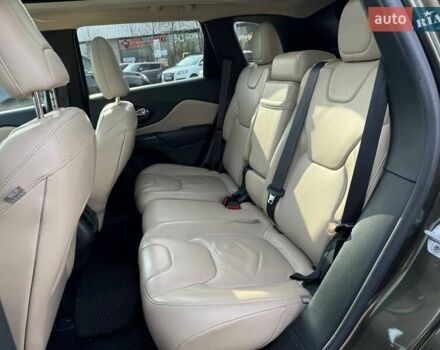 Коричневый Джип Чероки, объемом двигателя 3.24 л и пробегом 102 тыс. км за 18490 $, фото 8 на Automoto.ua