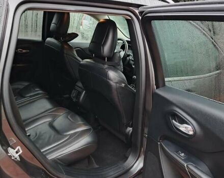 Коричневый Джип Чероки, объемом двигателя 2.4 л и пробегом 170 тыс. км за 13500 $, фото 1 на Automoto.ua