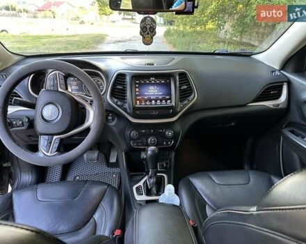 Коричневий Джип Cherokee, об'ємом двигуна 2.36 л та пробігом 177 тис. км за 14900 $, фото 11 на Automoto.ua