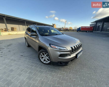 Коричневый Джип Чероки, объемом двигателя 2.36 л и пробегом 156 тыс. км за 14300 $, фото 3 на Automoto.ua