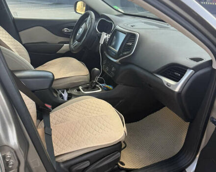 Коричневый Джип Чероки, объемом двигателя 2.36 л и пробегом 156 тыс. км за 14300 $, фото 9 на Automoto.ua