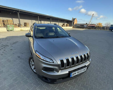 Коричневый Джип Чероки, объемом двигателя 2.36 л и пробегом 156 тыс. км за 14300 $, фото 2 на Automoto.ua