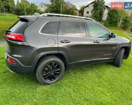 Коричневий Джип Cherokee, об'ємом двигуна 2.18 л та пробігом 182 тис. км за 16999 $, фото 49 на Automoto.ua