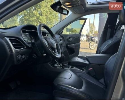 Коричневый Джип Чероки, объемом двигателя 3.24 л и пробегом 75 тыс. км за 18300 $, фото 12 на Automoto.ua