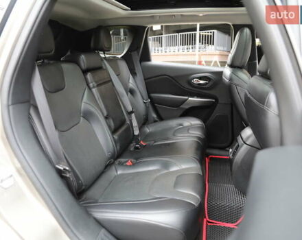 Коричневый Джип Чероки, объемом двигателя 3.24 л и пробегом 117 тыс. км за 18500 $, фото 9 на Automoto.ua