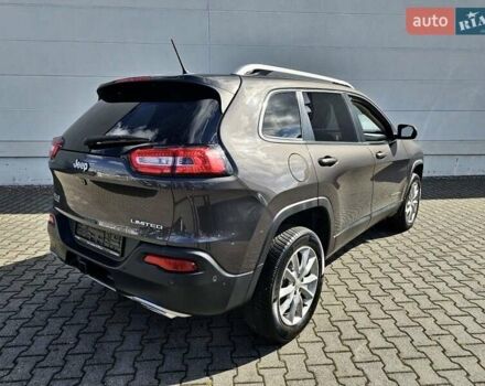 Коричневый Джип Чероки, объемом двигателя 2.2 л и пробегом 115 тыс. км за 21500 $, фото 3 на Automoto.ua