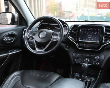 Коричневый Джип Чероки, объемом двигателя 3.24 л и пробегом 117 тыс. км за 18500 $, фото 11 на Automoto.ua