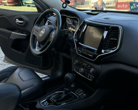 Джип Чероки 2018 в Харькове на Automoto.ua Коричневый Джип Чероки, объемом двигателя 3.24 л и пробегом 75 тыс. км за 20200 $, фото 21 на Automoto.ua