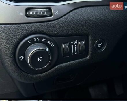 Коричневый Джип Чероки, объемом двигателя 3.24 л и пробегом 75 тыс. км за 18300 $, фото 6 на Automoto.ua