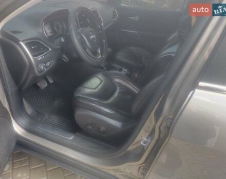 Коричневый Джип Чероки, объемом двигателя 2.36 л и пробегом 157 тыс. км за 21000 $, фото 11 на Automoto.ua