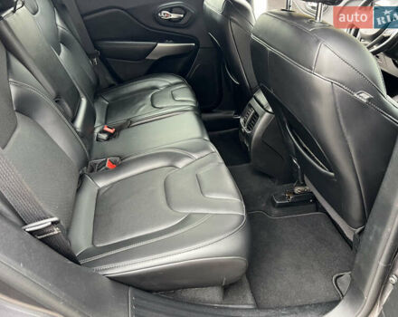 Коричневий Джип Cherokee, об'ємом двигуна 2.4 л та пробігом 168 тис. км за 15500 $, фото 18 на Automoto.ua