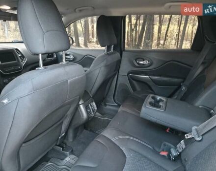 Коричневий Джип Cherokee, об'ємом двигуна 2.36 л та пробігом 166 тис. км за 14000 $, фото 25 на Automoto.ua